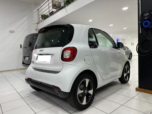 Smart Fortwo EQ Coupe   - Foto 16