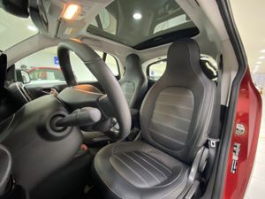 Smart Fortwo EQ   - Foto 11