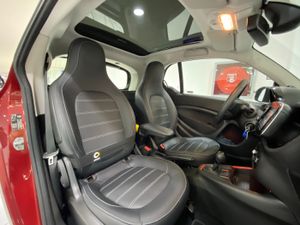Smart Fortwo EQ   - Foto 12