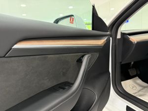 Tesla Model 3 Gran Autonomía  con traccion integral   - Foto 3
