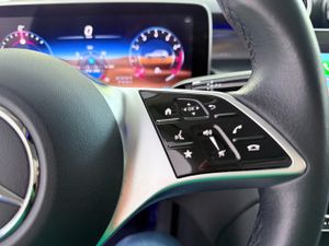 Mercedes GLC 200 4MATIC  - Foto 5