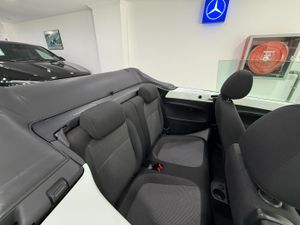 Volkswagen Beetle 2.0 TDI   - Foto 13