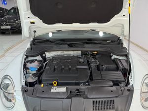 Volkswagen Beetle 2.0 TDI   - Foto 14