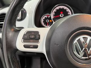 Volkswagen Beetle 2.0 TDI   - Foto 4