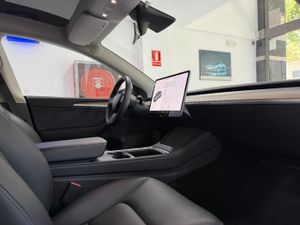 Tesla Model Y Gran autonomía Tracción integral  - Foto 10