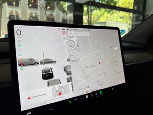 Tesla Model Y Gran autonomía Tracción integral  - Foto 4