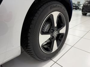 Smart Fortwo EQ fortwo - Foto 18