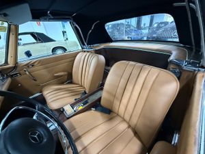 Mercedes 280 SL Pagoda W113 - Foto 16