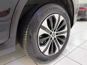 Mercedes GLC 300 e 4MATIC - Foto 27