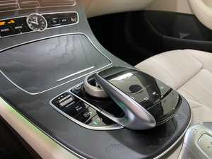 Mercedes Clase E 220 d Cabrio/Paquete Premium Plus/Llanta 19"   - Foto 14