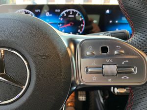 Mercedes Clase A 220 7G-DCT/Paquete Premium/Car Play/Cuero   - Foto 5