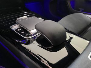Mercedes Clase A 220 7G-DCT/Paquete Premium/Car Play/Cuero   - Foto 11