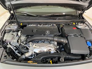 Mercedes Clase A 220 7G-DCT/Paquete Premium/Car Play/Cuero   - Foto 23