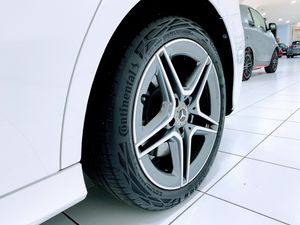 Mercedes Clase A 250 e Sedan/Paquete AMG/Paquete Premium   - Foto 25