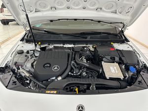 Mercedes Clase A 180 7G-DCT/Edition/Paquete Premium/Llanta 19   - Foto 21