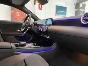 Mercedes Clase A 250 e Sedan/Paquete AMG/Paquete Premium   - Foto 15