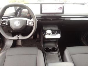 MG MG4 64kWh Luxury 150 kW (204 CV) - Foto 11