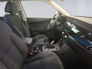 SsangYong Korando E-motion Urban Auto 140 kW (190 CV) - Foto 13