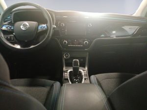 SsangYong Korando E-motion Urban Auto 140 kW (190 CV) - Foto 11