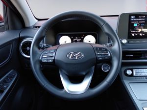 Hyundai Kona EV Maxx 150 kW (204 CV) - Foto 13