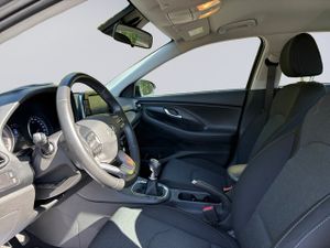 Hyundai i30 1.0 TGDI 48V Klass LRR 88 kW (120 CV) - Foto 9