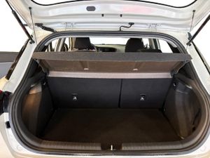 Hyundai i20 1.2 MPI BlueDrive Essence 62 kW (84 CV) - Foto 13