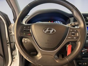 Hyundai i20 1.2 MPI BlueDrive Essence 62 kW (84 CV) - Foto 11
