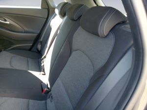 Hyundai i30 1.5 DPI Klass SLX 81 kW (110 CV) - Foto 13