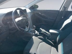 Hyundai i30 1.5 DPI Klass SLX 81 kW (110 CV) - Foto 9