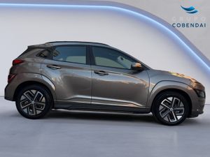 Hyundai Kona EV Maxx 100 kW (136 CV) - Foto 6