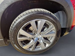 Peugeot 2008 PureTech 110 S&S Allure 81 kW (110 CV) - Foto 12