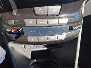 Peugeot 2008 PureTech 110 S&S Allure 81 kW (110 CV) - Foto 14