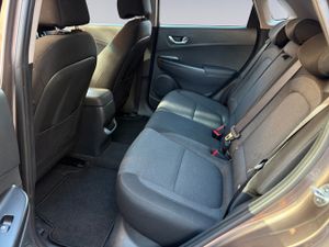 Hyundai Kona EV Maxx 100 kW (136 CV) - Foto 13