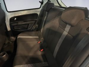 Volkswagen up! 60 kW (82 CV) - Foto 16