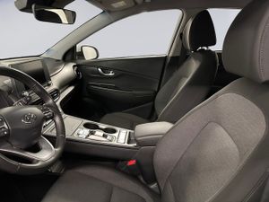 Hyundai Kona EV Maxx 150 kW (204 CV) - Foto 9