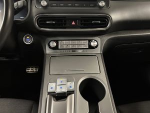 Hyundai Kona EV Maxx 150 kW (204 CV) - Foto 11