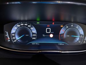 Peugeot 5008 PureTech 130 S&S Allure 96 kW (130 CV) - Foto 16