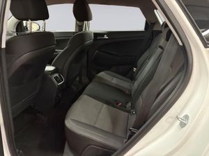 Hyundai Tucson 1.6 GDI SLE 4x2 97 kW (132 CV) - Foto 13