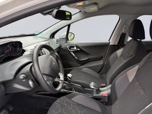 Peugeot 2008 PureTech 130 S&S Signature 96 kW (130 CV) - Foto 9