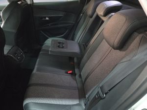 Peugeot 3008 PureTech 130 S&S Allure 96 kW (130 CV) - Foto 13