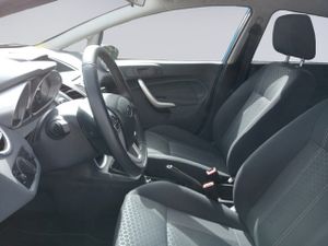 Ford Fiesta 1.6 TDCi Econetic 66 kW (90 CV) - Foto 9