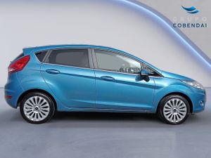 Ford Fiesta 1.6 TDCi Econetic 66 kW (90 CV) - Foto 6