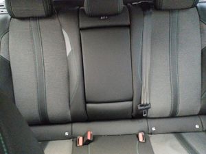 Peugeot 308 BlueHDi 130 S&S Allure EAT8 96 kW (130 CV) - Foto 13