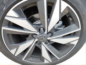 Peugeot 308 BlueHDi 130 S&S Allure EAT8 96 kW (130 CV) - Foto 15