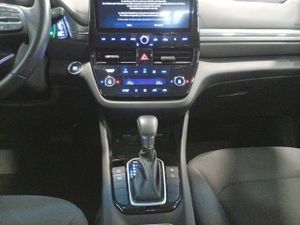 Hyundai IONIQ 1.6 GDI HEV Tecno DCT 104 kW (141 CV) - Foto 10