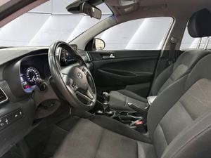 Hyundai Tucson 1.6 GDI SLE 4x2 97 kW (132 CV) - Foto 9