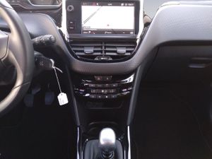 Peugeot 2008 PureTech 130 S&S Allure 96 kW (130 CV) - Foto 11