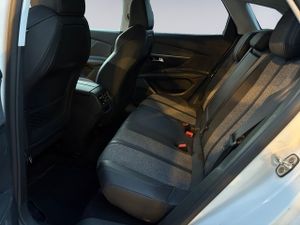 Peugeot 3008 PureTech 130 S&S Allure 96 kW (130 CV) - Foto 13