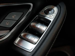 Mercedes Clase C C Cabrio 220 d AMG - Foto 15