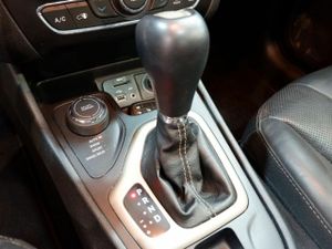 Jeep Cherokee 2.2 CRD 200 CV Limited Auto 4x4 Ac. D.II - Foto 15